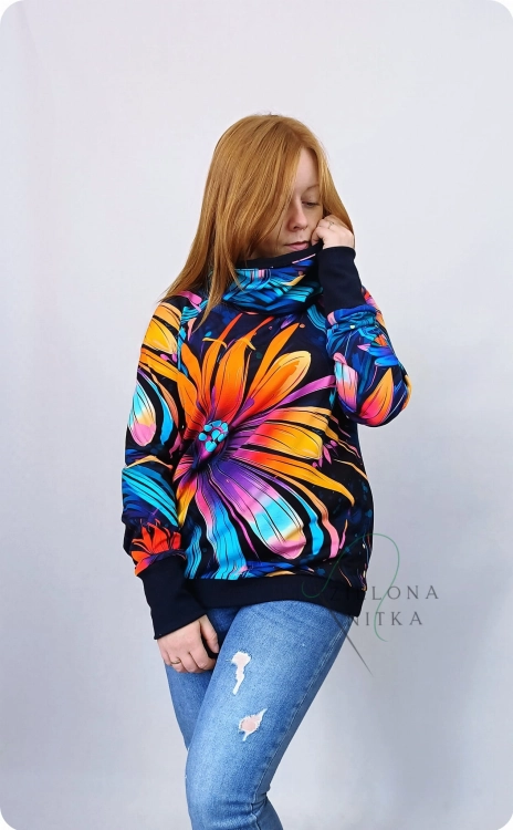 BLUZA DAMSKA WIOLA HYPNOTIC z kominem